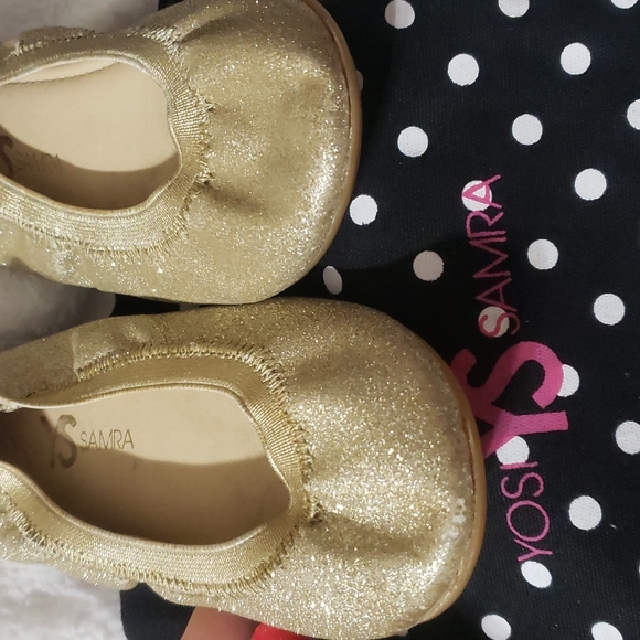 Gold Glitter flats - Picture 5 of 8